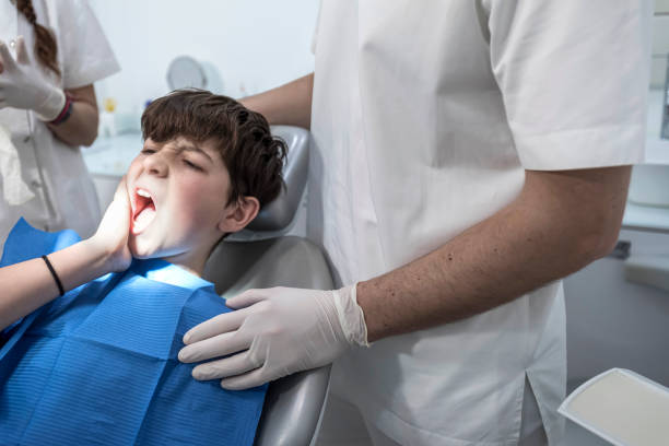 Best Emergency Dental Care for Broken or Chipped Teeth in Yankton, SD